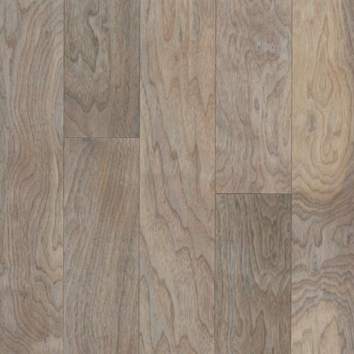ProductVariant swatch small for Shell White flooring product