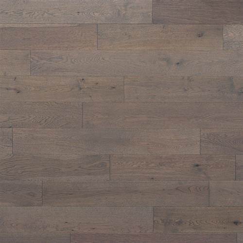 Tundra Collection Brushed Oak Dolphin